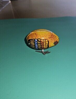 Vintage Tin Wind-Up Yellow Bird/Chick Toy. Works But Needs Key